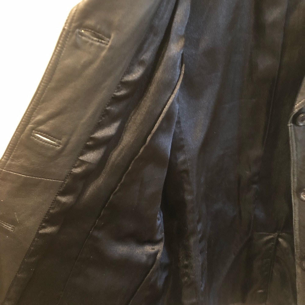 GAP Women's Vintage Black Leather Jacket - Picture 6 of 7